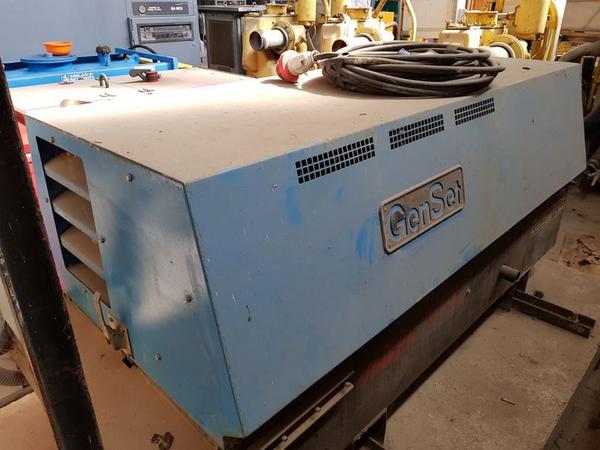 10087#4390 Motogeneratore corrente in vendita - foto 1