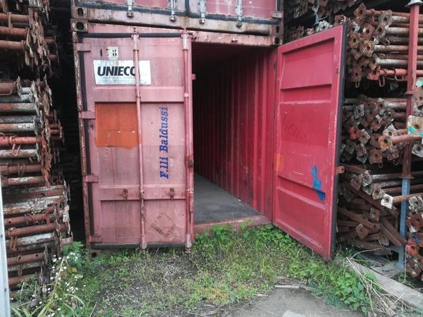 Container in vendita