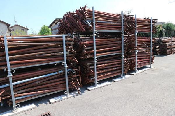 50004#4391 Puntelli e cristi per ponteggi in vendita - foto 1