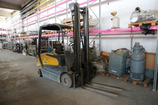 Carrelli elevatori in vendita