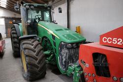John Deere tractor - Lot 3127 (Auction 4392)