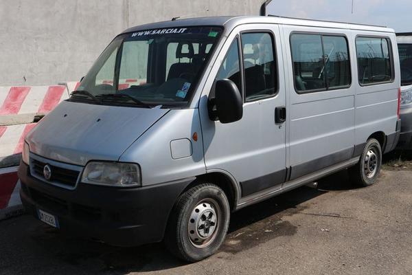 Autocarri in vendita
