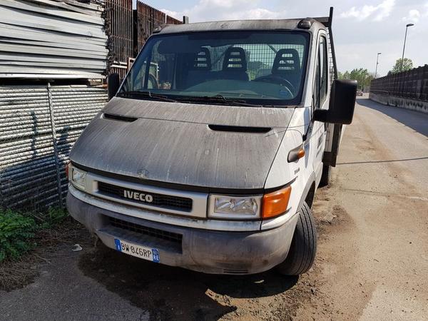 1106#4393 Autocarro Iveco 35/11 in vendita - foto 4