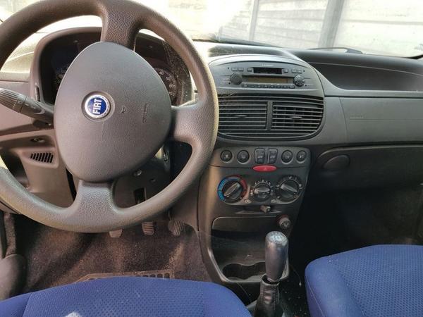 1145#4393 Autocarro Fiat Punto Van in vendita - foto 12