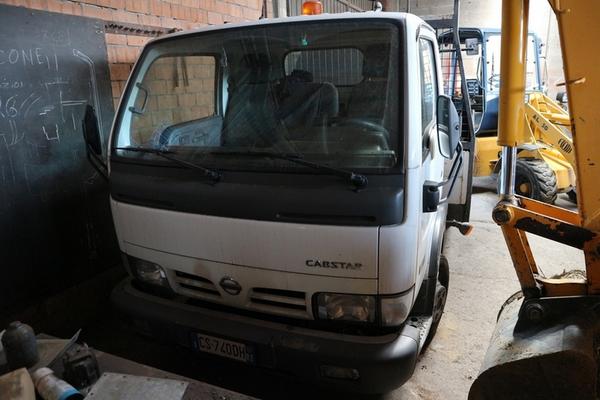 1162#4393 Autocarro Nissan Cabstar in vendita - foto 2