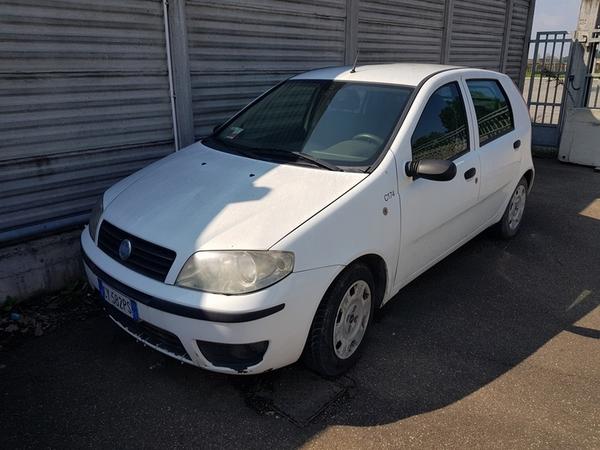 1174#4393 Autocarro Fiat Punto Van in vendita - foto 1
