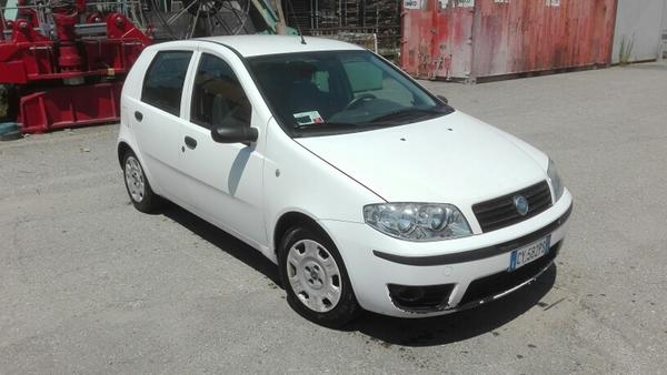 1174#4393 Autocarro Fiat Punto Van in vendita - foto 13