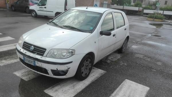 1176#4393 Autocarro Fiat Punto Van in vendita - foto 3