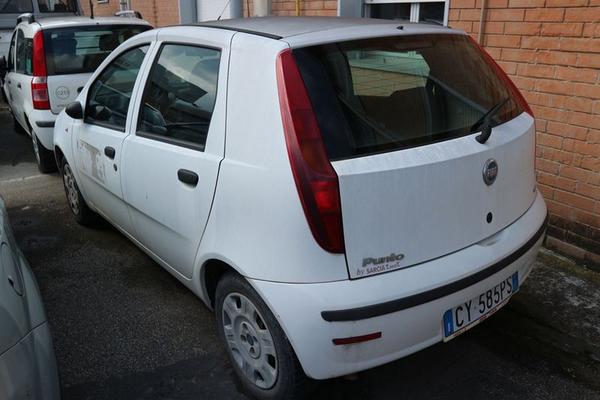 1176#4393 Autocarro Fiat Punto Van in vendita - foto 7