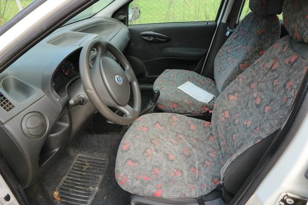 1181#4393 Autocarro Fiat Punto Van in vendita - foto 13