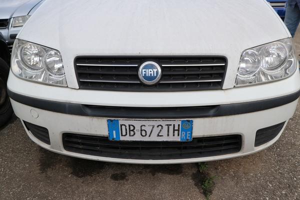 1187#4393 Autocarro Fiat Punto Van in vendita - foto 6