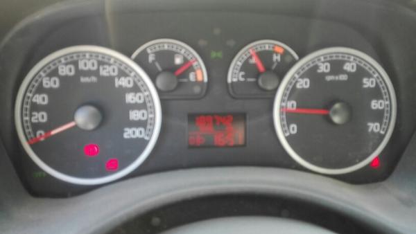 1208#4393 Autocarro Fiat Punto Van in vendita - foto 5