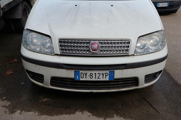 1209#4393 Autocarro Fiat Punto Van in vendita - foto 6