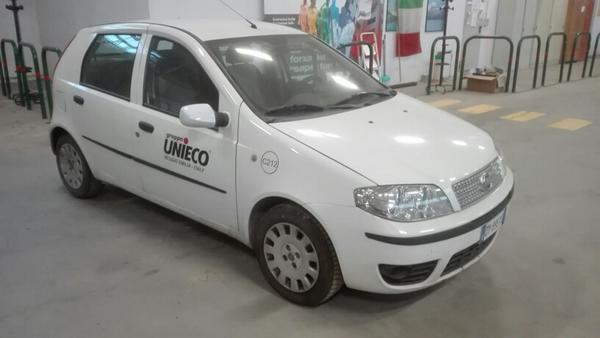 1212#4393 Autocarro Fiat Punto Van in vendita - foto 4