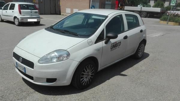 1231#4393 Autocarro Fiat Grande Punto Active in vendita - foto 4