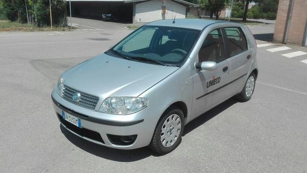 1233#4393 Autocarro Fiat Punto in vendita - foto 2
