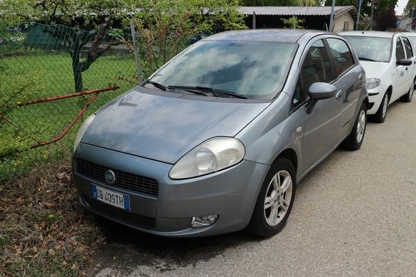 2029#4393 Autovettura Fiat Grande Punto in vendita - foto 2