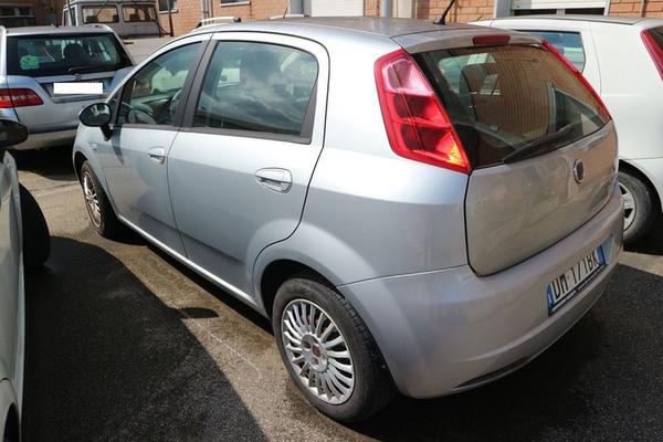 2206#4393 Autovettura Fiat Grande Punto in vendita - foto 2