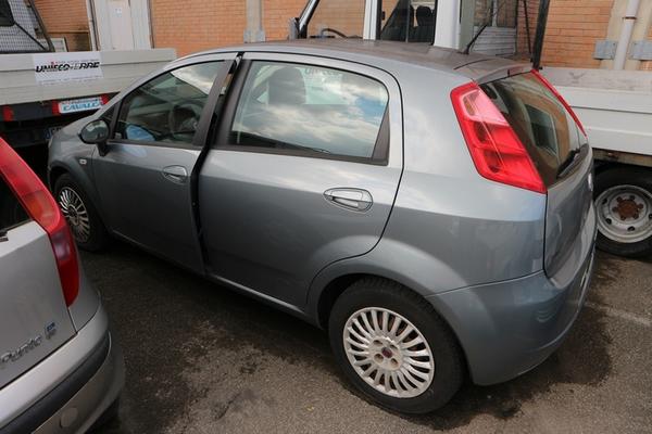 2207#4393 Autovettura Fiat Grande Punto in vendita - foto 3