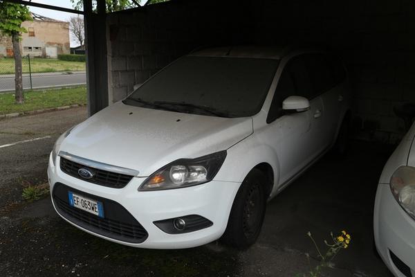 2215#4393 Autovettura Ford Focus in vendita - foto 2