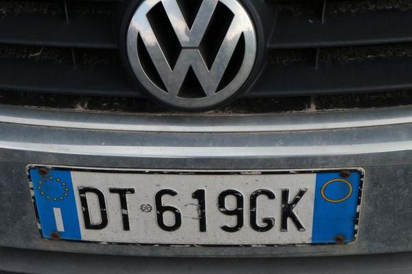 2220#4393 Autovettura Wolkswagen Touran in vendita - foto 3