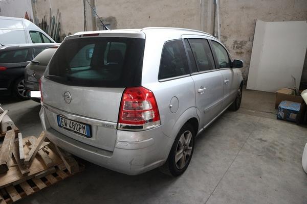 2221#4393 Autovettura Opel Zafira One in vendita - foto 4