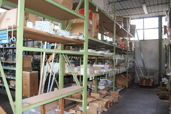 Logistica in vendita