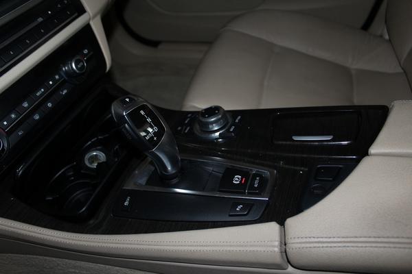 37#4410 Autovettura BMW 530D in vendita - foto 9