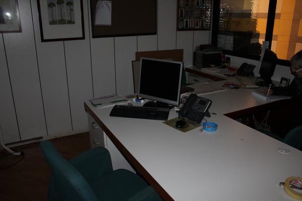 54#4410 Attrezzatura e arredi da ufficio in vendita - foto 8