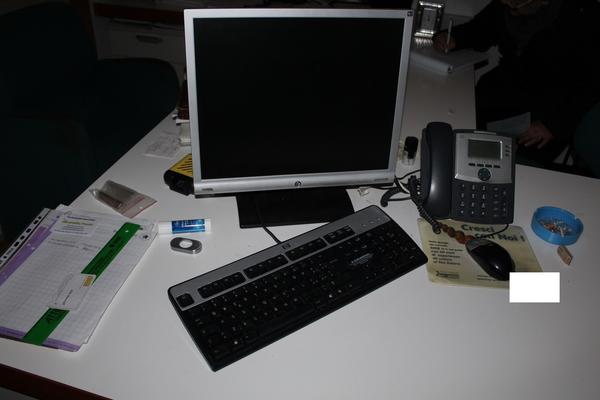 54#4410 Attrezzatura e arredi da ufficio in vendita - foto 12