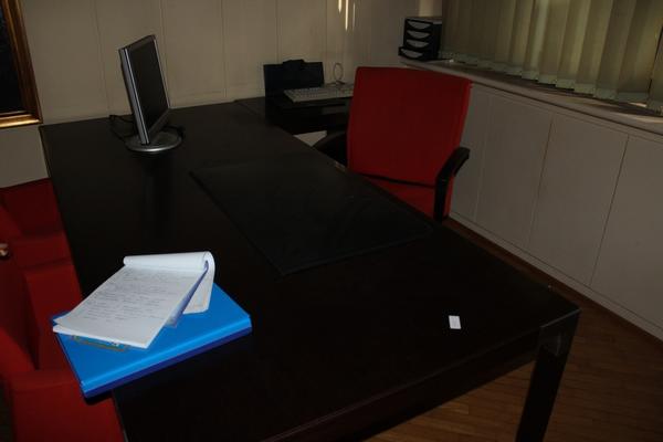 54#4410 Attrezzatura e arredi da ufficio in vendita - foto 22