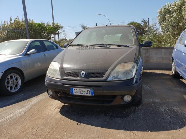 11#4413 Autovettura Renault Megane in vendita - foto 3