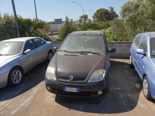 11#4413 Autovettura Renault Megane in vendita - foto 4