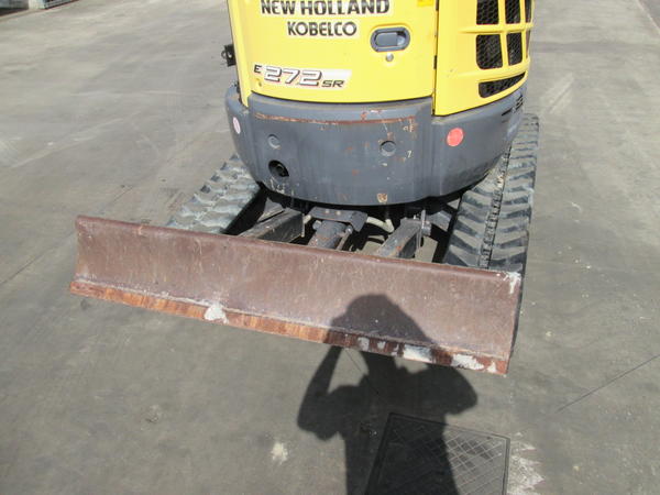 19#4419 Miniescavatore New Holland Kobelco E 27.2SR in vendita - foto 13