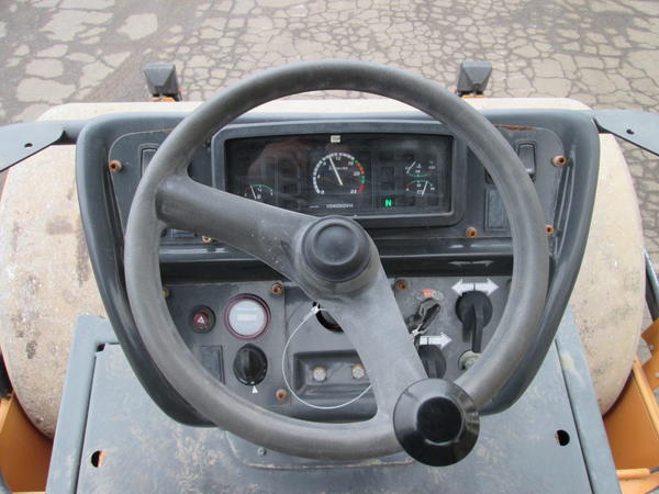 21#4419 Rullo vibrante ferro/gomma Case 1107 DX-D in vendita - foto 13