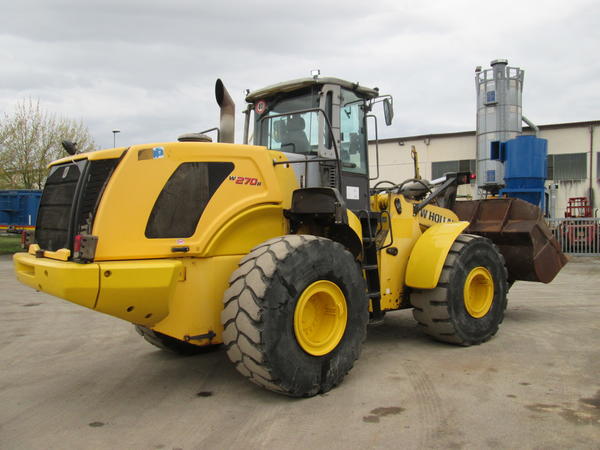 23#4419 Pala gommata New Holland W270B in vendita - foto 6