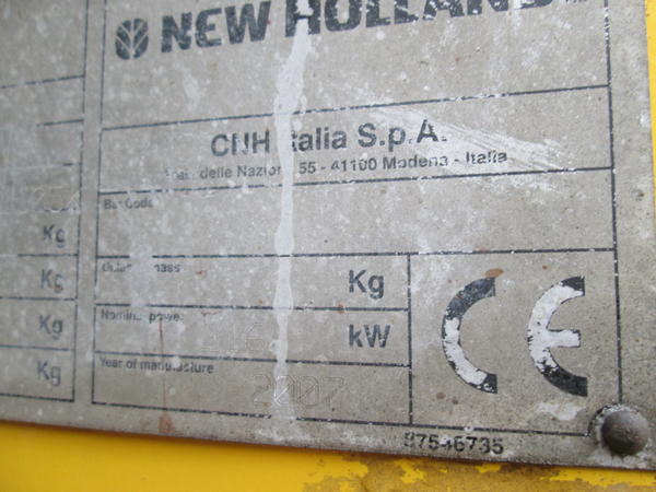 23#4419 Pala gommata New Holland W270B in vendita - foto 12