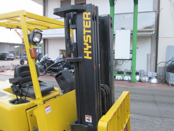 26#4419 Carrello elevatore Hyster H3.00DX in vendita - foto 11