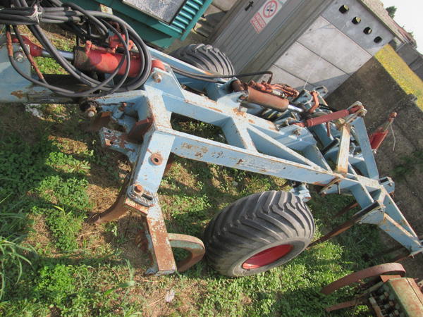 28#4419 Attrezzatura agricola estirpatore A. Spiedo in vendita - foto 2