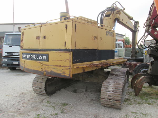6#4419 Escavatore cingolato Caterpillar 225 in vendita - foto 4