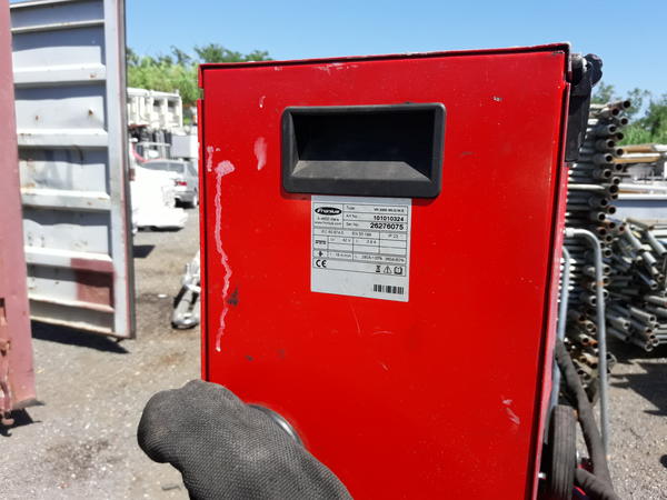 18#4424  Saldatrice Fronius modello VarioSynergic 5000 in vendita - foto 4