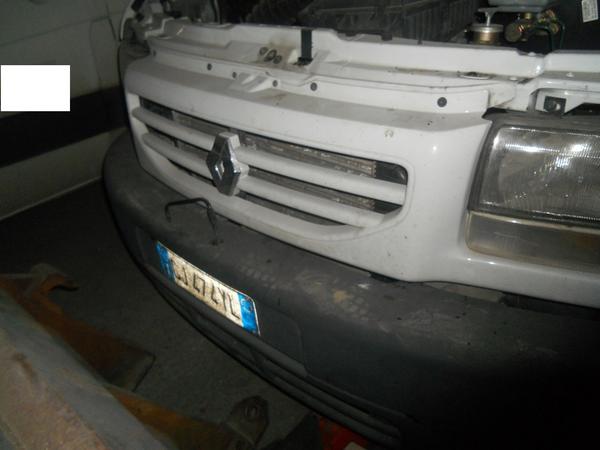 17#4426 Autocarro Renault Mascott con gru in vendita - foto 17
