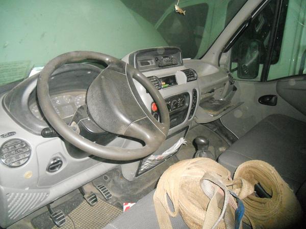 17#4426 Autocarro Renault Mascott con gru in vendita - foto 22