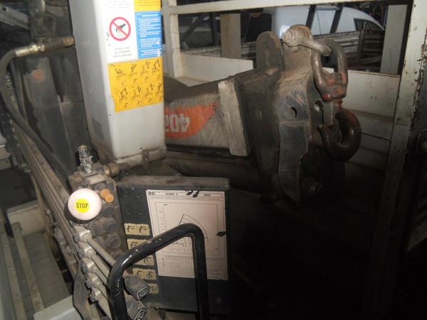 17#4426 Autocarro Renault Mascott con gru in vendita - foto 38