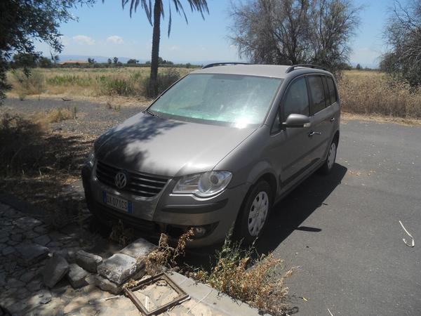 9#4426 Autovettura VW Touran in vendita - foto 1