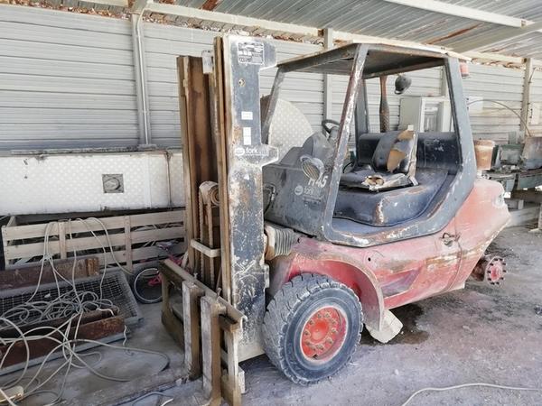 Carrelli elevatori in vendita