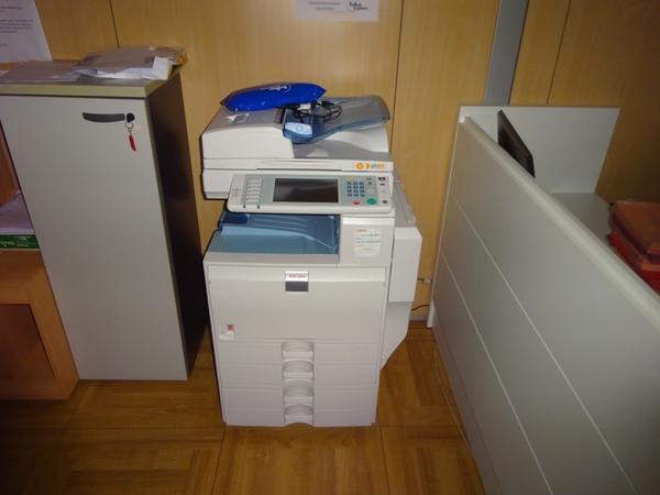 1#4436 Arredi e attrezzature per ufficio in vendita - foto 4