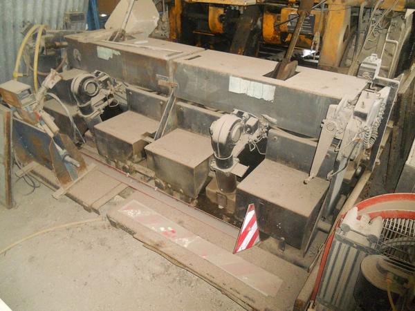 9#4437 Finitrice per pavimenti Blaw Knox in vendita - foto 3