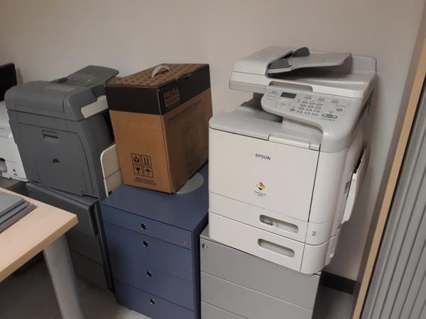 1#4438 Arredi e attrezzature da ufficio in vendita - foto 44