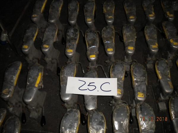 1#4442 Stampi ad iniezione diretta su tomaia in vendita - foto 5